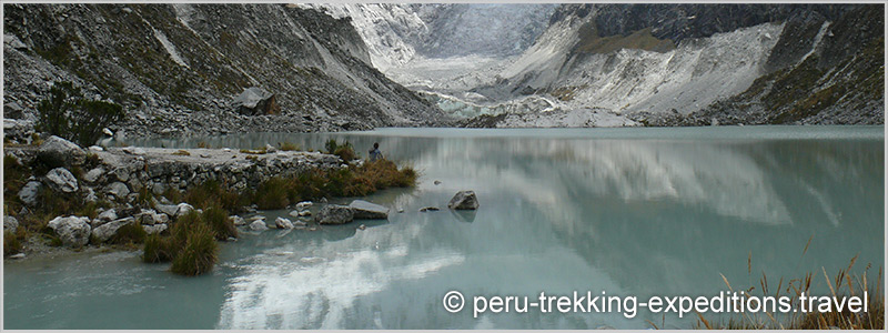 Peru: Trekking Laguna Llaca Adventure over (4474 m)