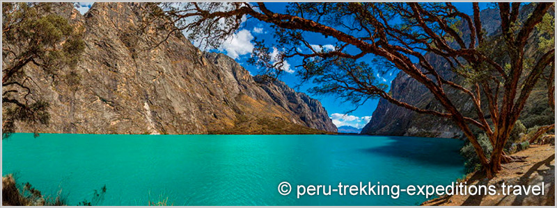 Peru: Bus-Tour Hiking Quebrada Llanganuco: Lagunas Chinancocha and Orconcocha (3850 m)