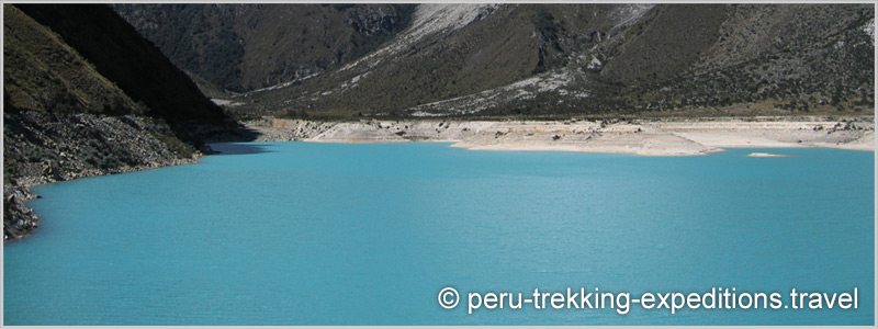 Peru: Trekking Laguna Paron Adventure over (4200 m)