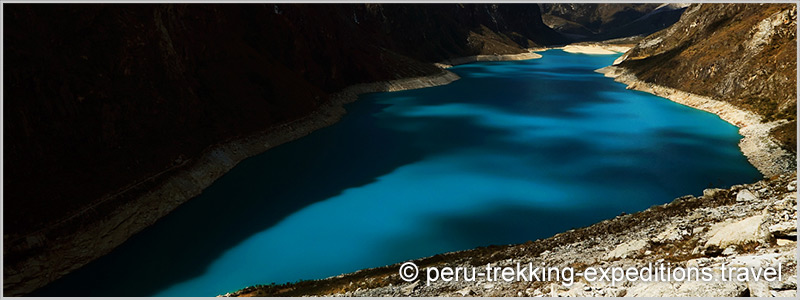 Peru: Trekking Laguna Paron Adventure over (4200 m)