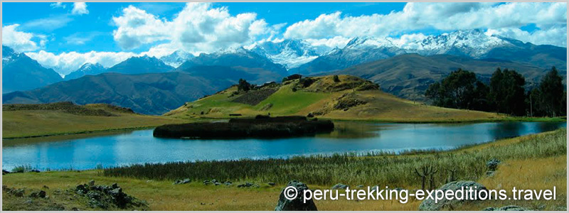 Peru: Trekking Laguna Churup Adventure over (4450 m)